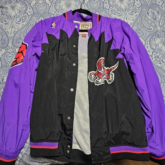 Authentic Raptors Warm Up Jacket - Picture 5 of 7